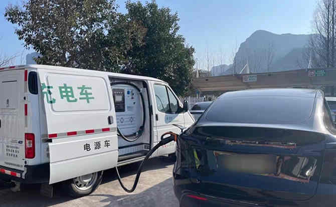 布尔津汽车搭电